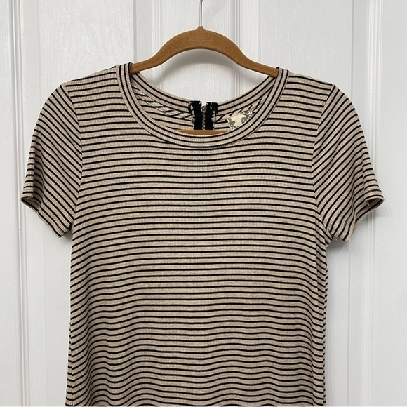 🆕 Blu Pepper Short Sleeve Striped Dress Medium - Picture 3 of 15